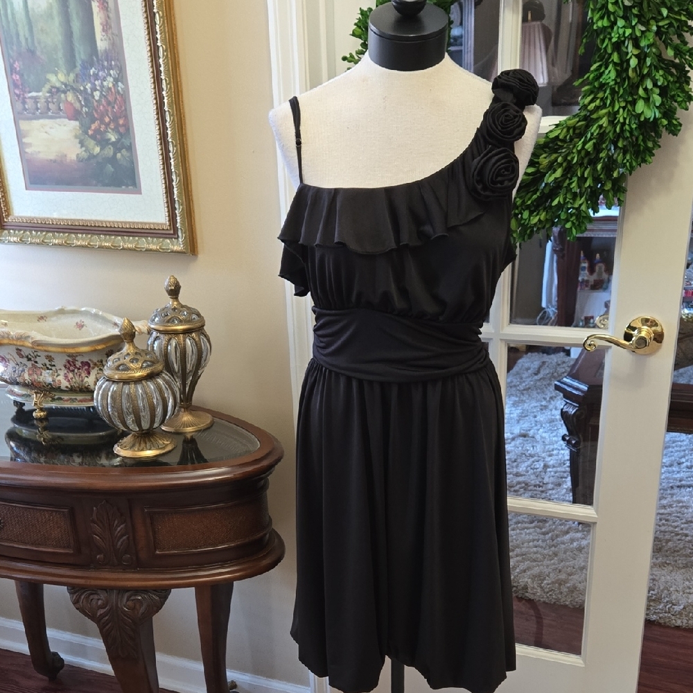 Speechless Black One-Shoulder Dress Floral Detail Fitted Waist Tie Belt 2X EUC